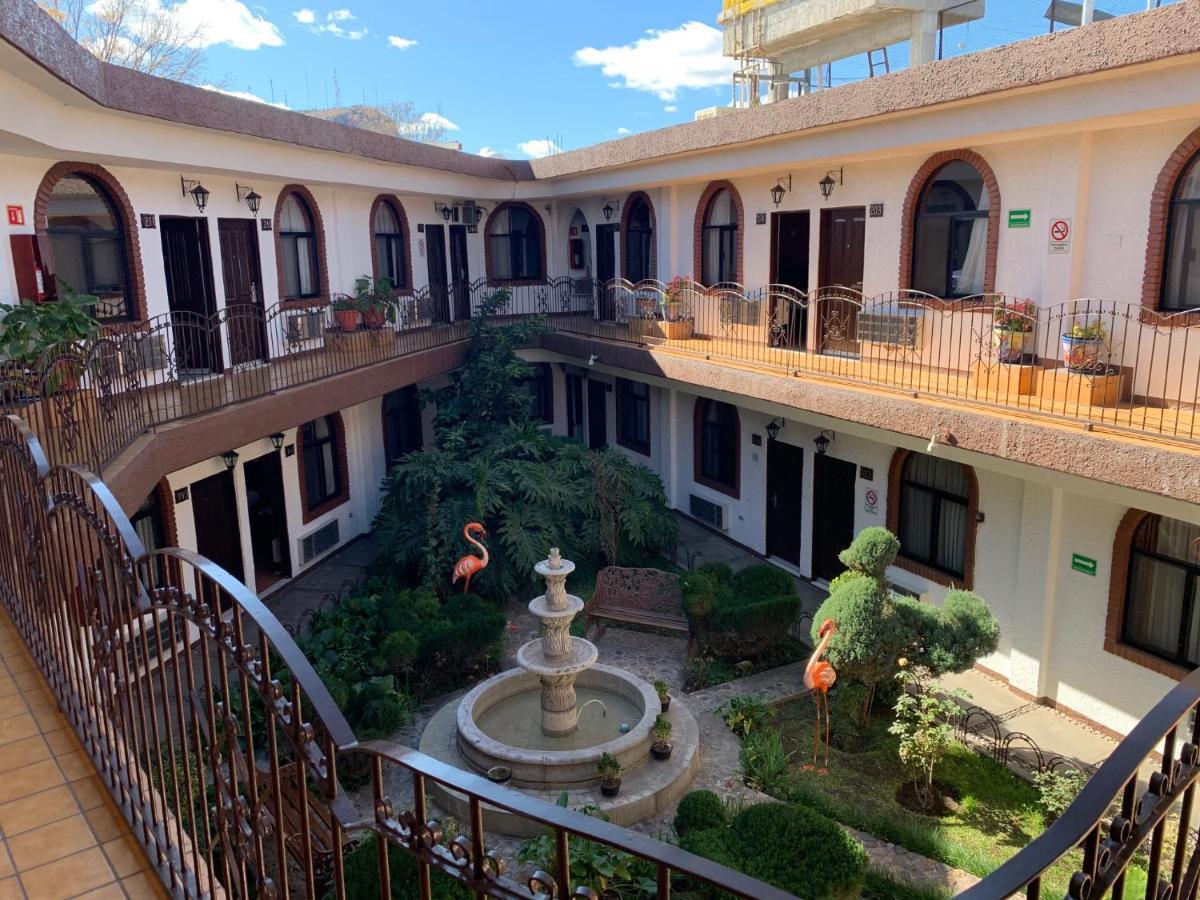 Hotel Los Arcos Hidalgo del Parral Exterior photo
